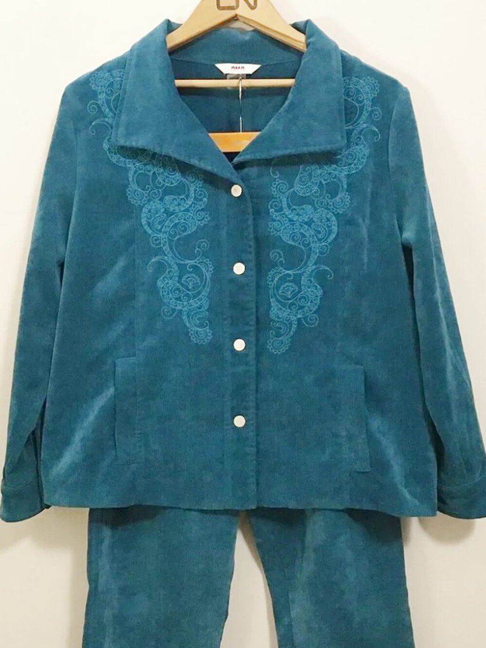 Vintage 90s Alia Turquoise Corduroy Embroidered Pant Suit Set Blazer 12P